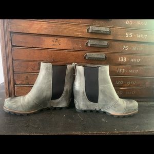 Sorel Wedges Sz 8 Grey